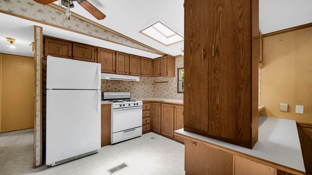 8176 W Pahs Road, Michigan City, IN 46360