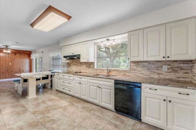 58 ARNONI DRIVE, Dunedin, FL 34698