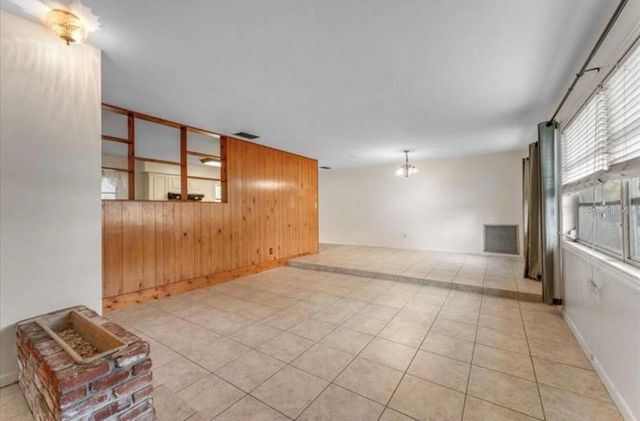 58 ARNONI DRIVE, Dunedin, FL 34698