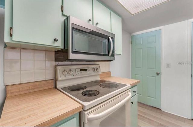 58 ARNONI DRIVE, Dunedin, FL 34698