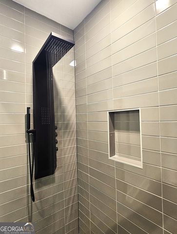 233 E Tinsley Street, Griffin, GA 30223