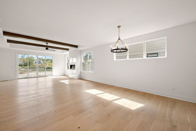 5956 Willow Grove Drive, Troy, MI 48085