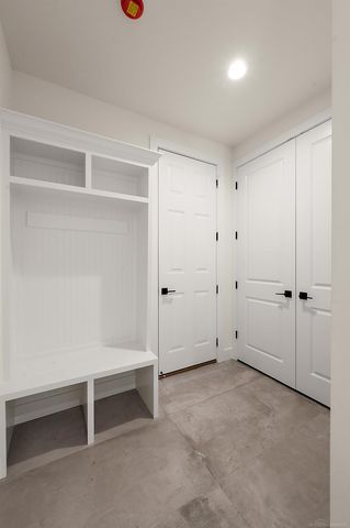 5956 Willow Grove Drive, Troy, MI 48085