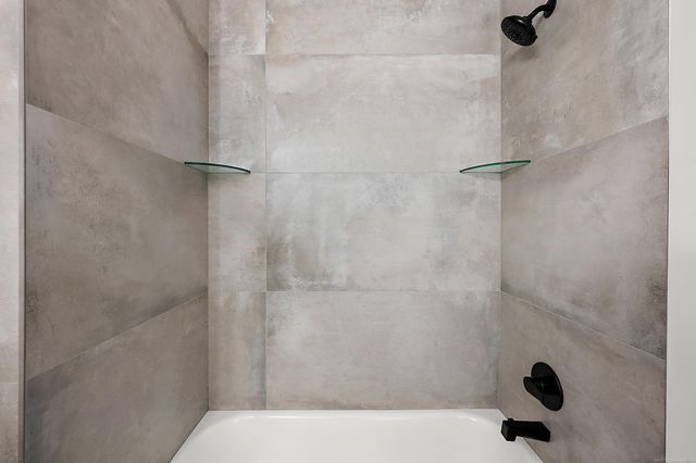 5956 Willow Grove Drive, Troy, MI 48085