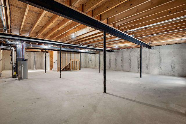 5956 Willow Grove Drive, Troy, MI 48085