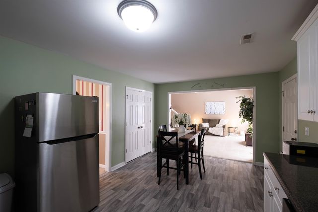 292 Waxberry Court, Boiling Springs, SC 29316