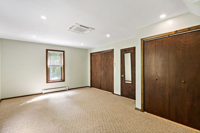 163 Quanapoag Rd, Freetown, MA 02717