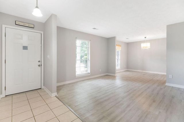 2053 Wellborn Road, Lithonia, GA 30058