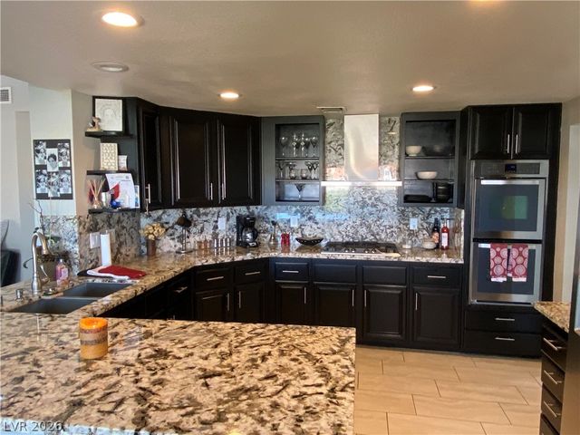 2800 Huber Heights Drive, Las Vegas, NV 89128