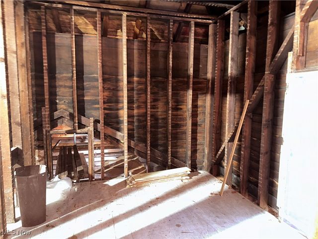 484 E Main Street, Geneva, OH 44041