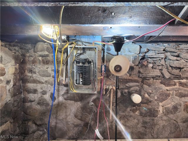 484 E Main Street, Geneva, OH 44041