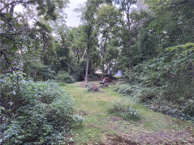 484 E Main Street, Geneva, OH 44041