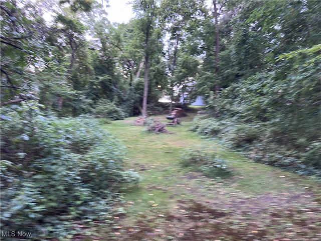 484 E Main Street, Geneva, OH 44041