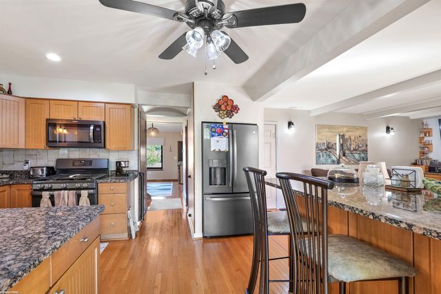 34321 Jefferson Street, Harrison Twp, MI 48045
