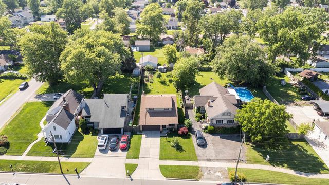 34321 Jefferson Street, Harrison Twp, MI 48045