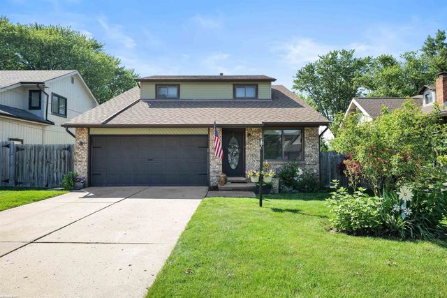 34321 Jefferson Street, Harrison Twp, MI 48045