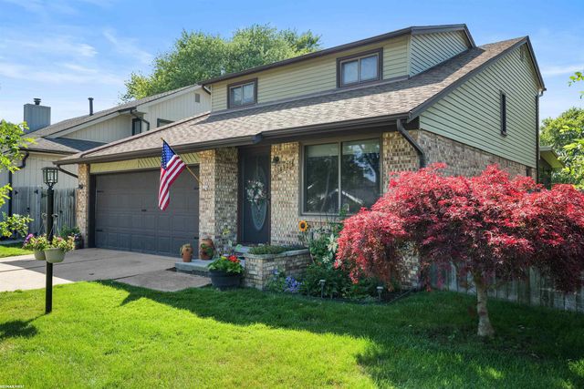 34321 Jefferson Street, Harrison Twp, MI 48045