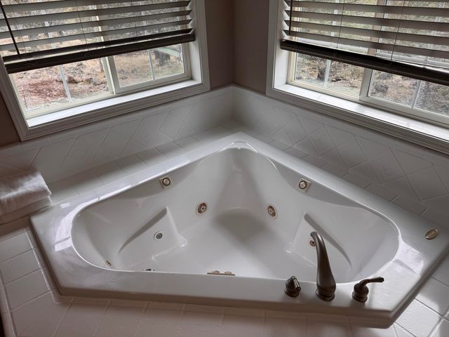 13076 Cedar Trail, Klamath Falls, OR 97603