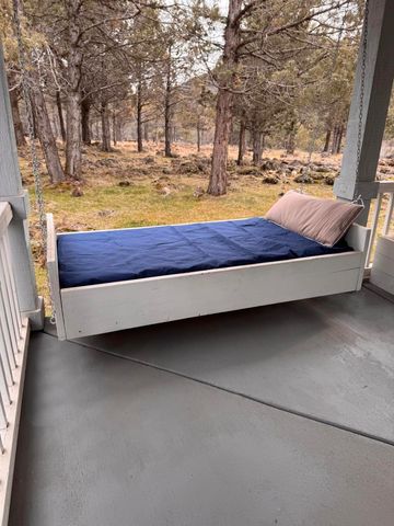 13076 Cedar Trail, Klamath Falls, OR 97603