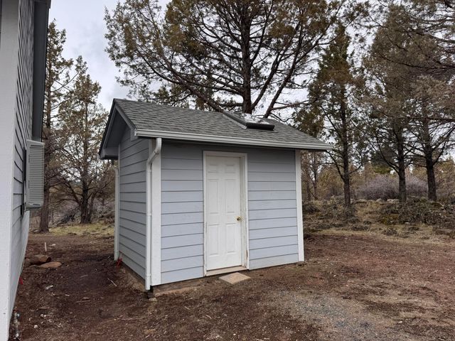 13076 Cedar Trail, Klamath Falls, OR 97603