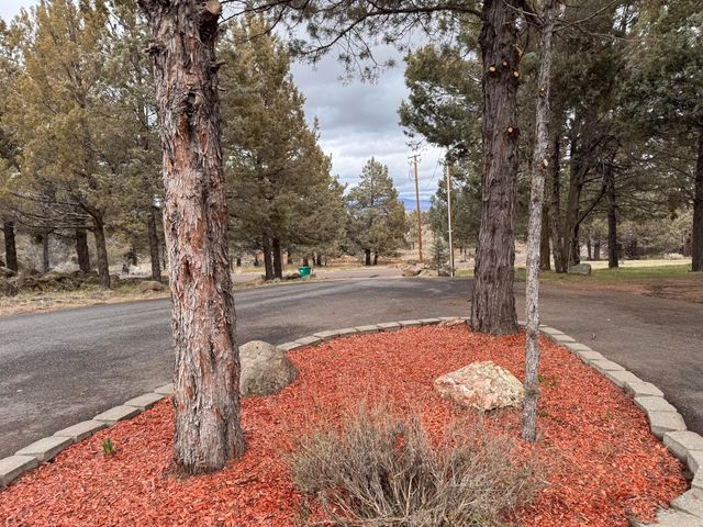 13076 Cedar Trail, Klamath Falls, OR 97603