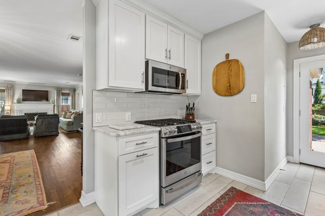 6038 Anita Street, Dallas, TX 75206