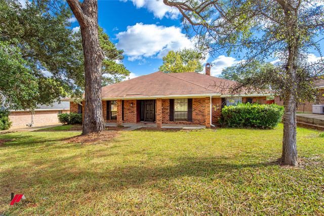 7923 Masters Drive, Shreveport, LA 71129