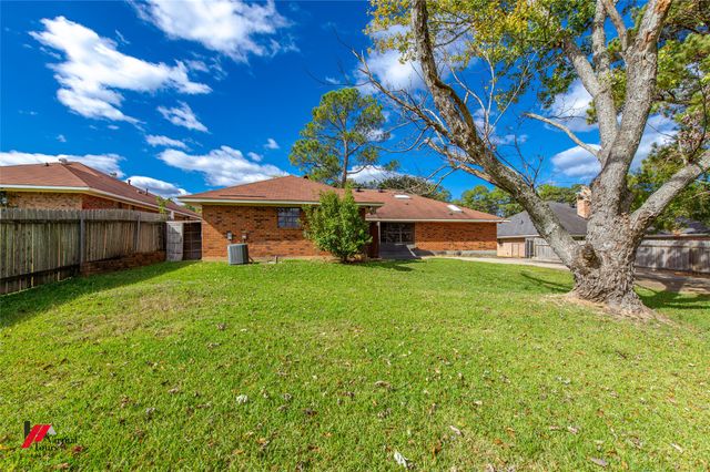 7923 Masters Drive, Shreveport, LA 71129