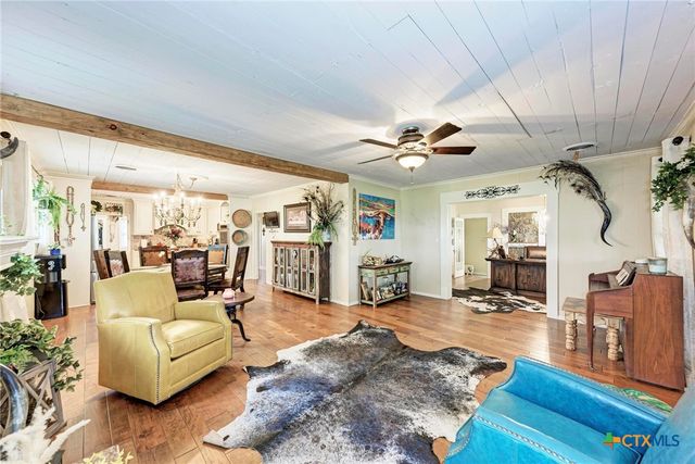 7800 County Road 210, Bertram, TX 78605