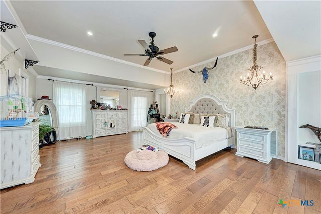 7800 County Road 210, Bertram, TX 78605