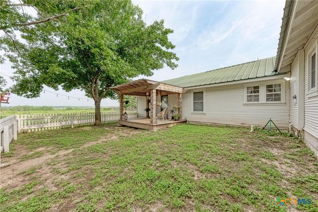 7800 County Road 210, Bertram, TX 78605
