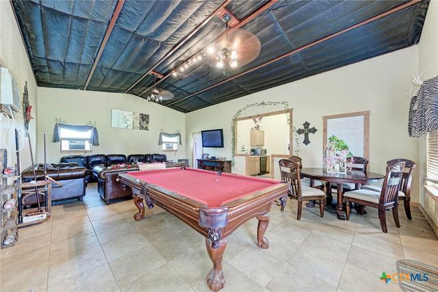 7800 County Road 210, Bertram, TX 78605