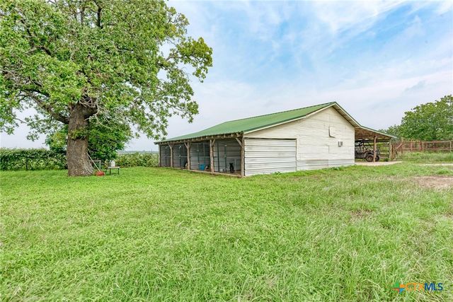 7800 County Road 210, Bertram, TX 78605
