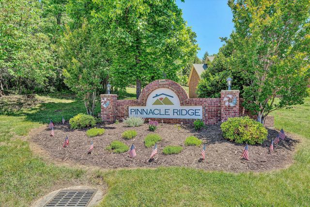 3516 Pinnacle Ridge RD NE, Roanoke, VA 24012