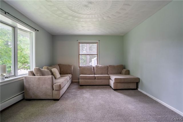 7488 East Street, Newport, NY 13416