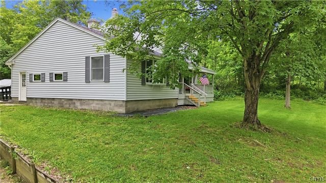 7488 East Street, Newport, NY 13416