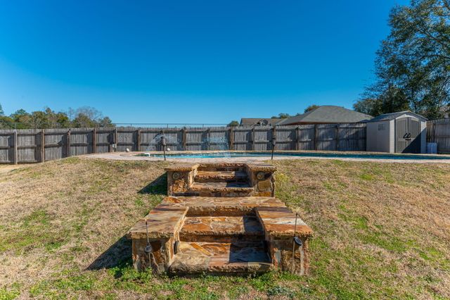 2342 Genevieve Way, Crestview, FL 32536