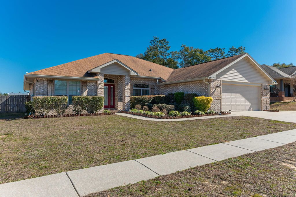2342 Genevieve Way, Crestview, FL 32536