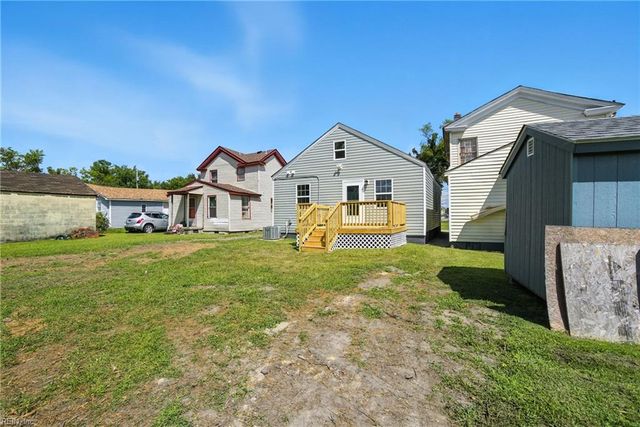 225 Knight ST, Suffolk, VA 23434
