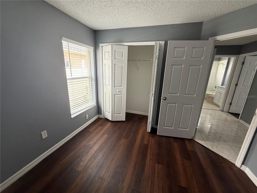 Image 17 of property listing at 2413 RUDDENSTONE WAY, Kissimmee, FL 34744
