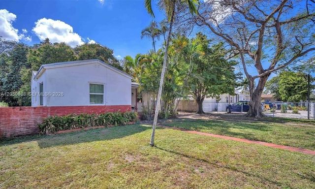 1236 Jann Ave, Opa-locka, FL 33054