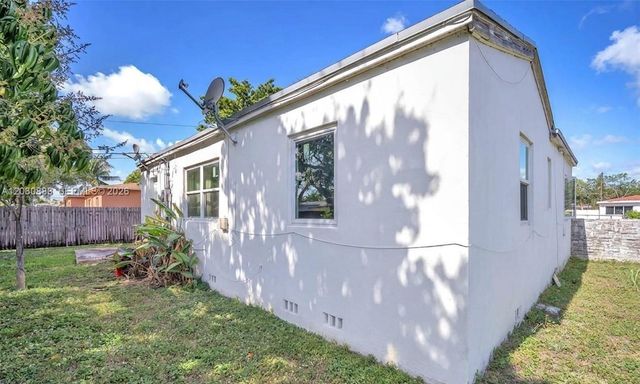 1236 Jann Ave, Opa-locka, FL 33054