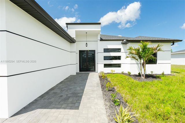 2834 NW 17th Place, Cape Coral, FL 33993