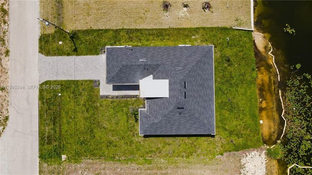 2834 NW 17th Place, Cape Coral, FL 33993