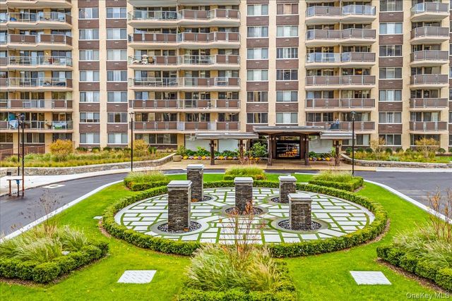 18-15 215th Street 10D, Bayside, NY 11360