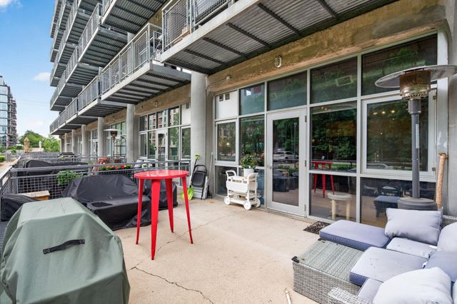 748 3rd Street N 105, Minneapolis, MN 55401