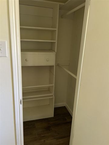 12203 Hickory Hollow Lane, Pinehurst, TX 77362