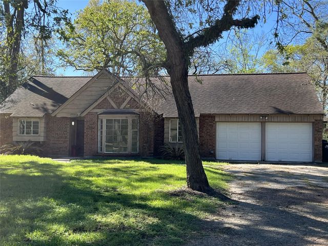 12203 Hickory Hollow Lane, Pinehurst, TX 77362