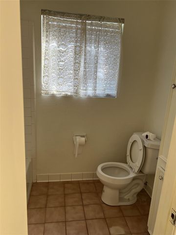 12203 Hickory Hollow Lane, Pinehurst, TX 77362