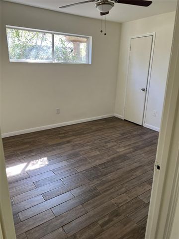 12203 Hickory Hollow Lane, Pinehurst, TX 77362